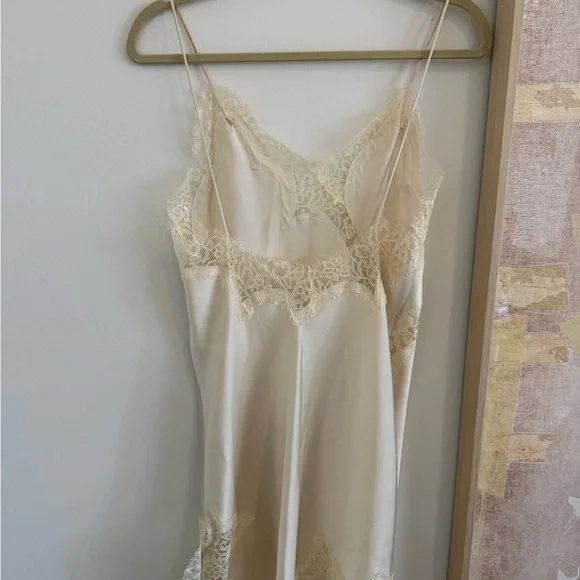 Zara ZW COLLECTION ASYMMETRIC LACE DRESS cream - Picture 7 of 7